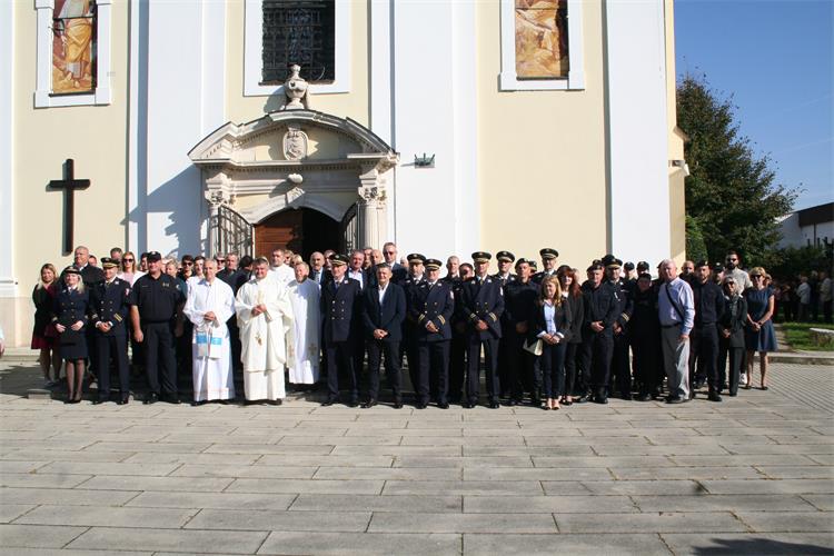 Slika /Novi direktorij/Nove slike-MUP/a-dan policije 6.JPG
